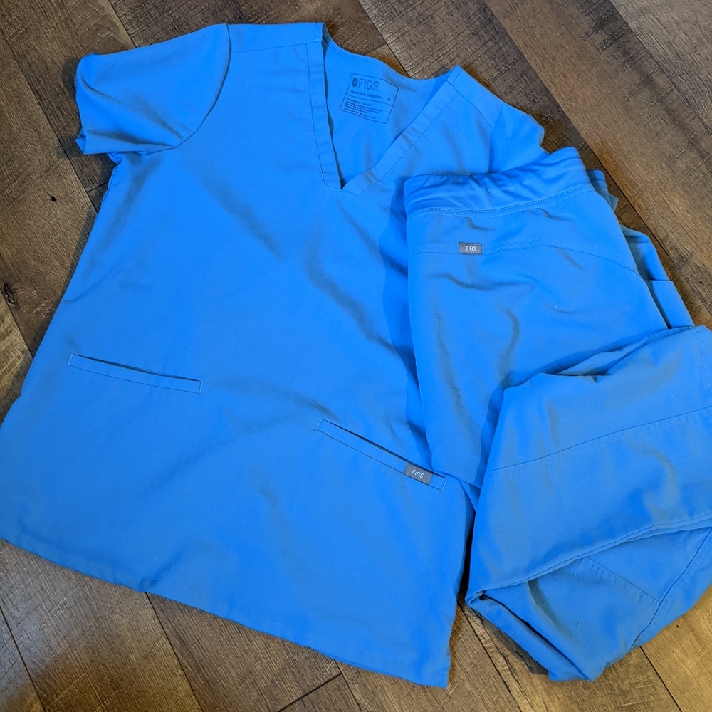 Figs Ceil Blue Casma Top and Kade Pants Medium